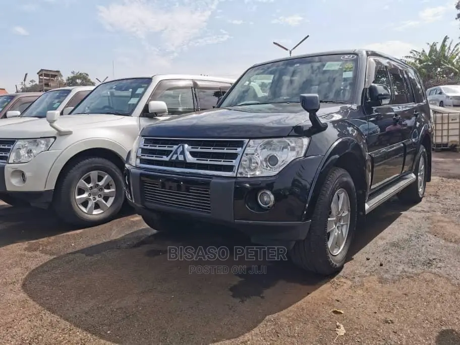 Mitsubishi Pajero 2008 Gray