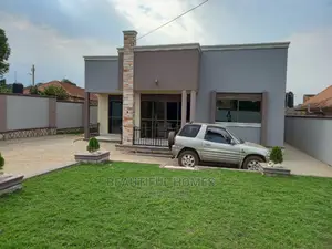 Furnished 4bdrm House in Kira for Sale