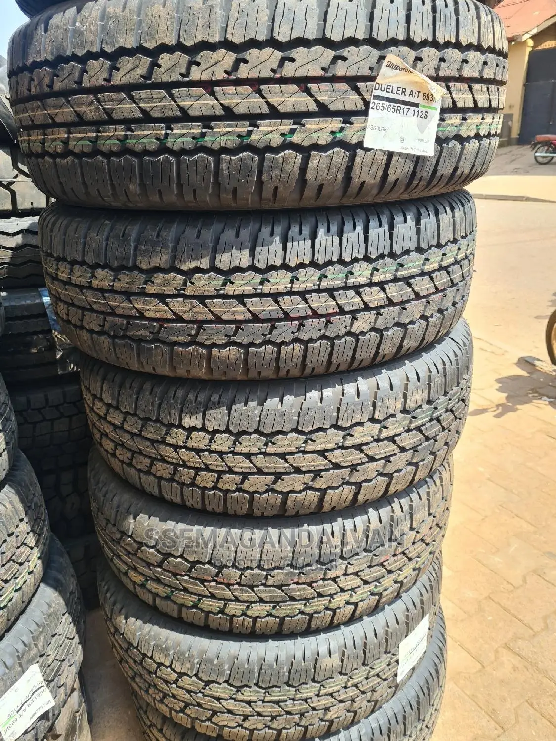 265/65r17 Bridgeston