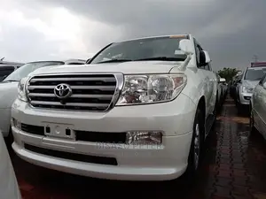 Toyota Land Cruiser 2008 White