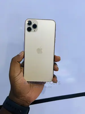 Apple iPhone 11 Pro Max 64 GB Gold