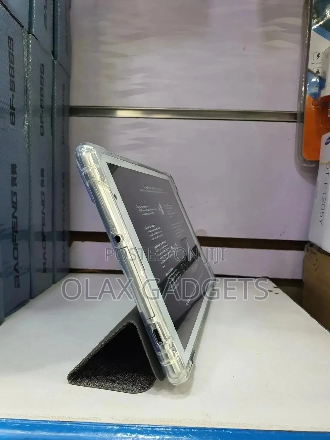 New C idea CM810 64 GB