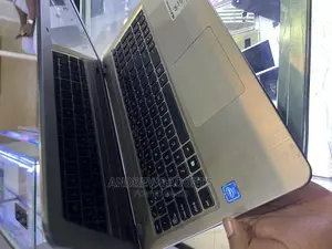 Laptop Asus R558UF 4GB Intel Celeron HDD 256GB