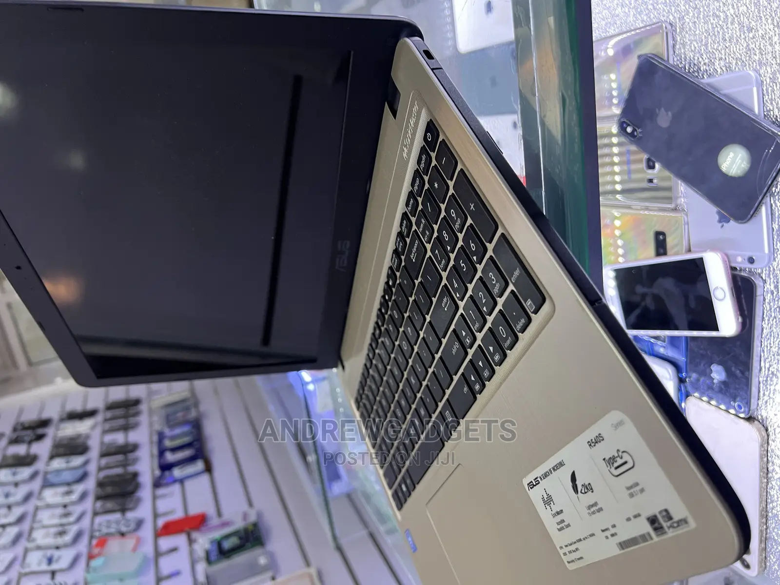 Laptop Asus R558UF 4GB Intel Celeron HDD 256GB