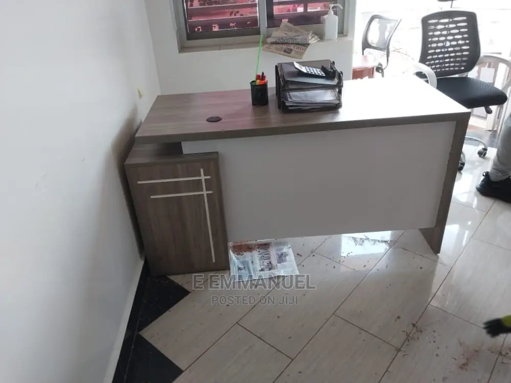 Office Desks