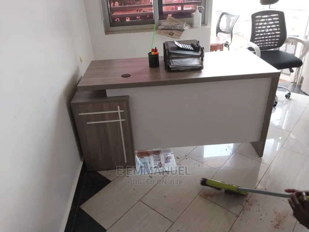 Office Desks