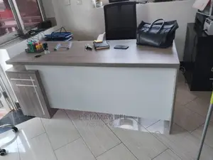 Office Desks