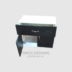 Nice Bedside Drawers