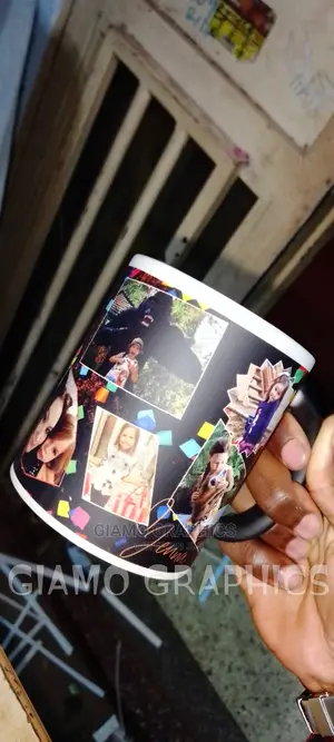 Customized Colour Changing Cup (Mugs)