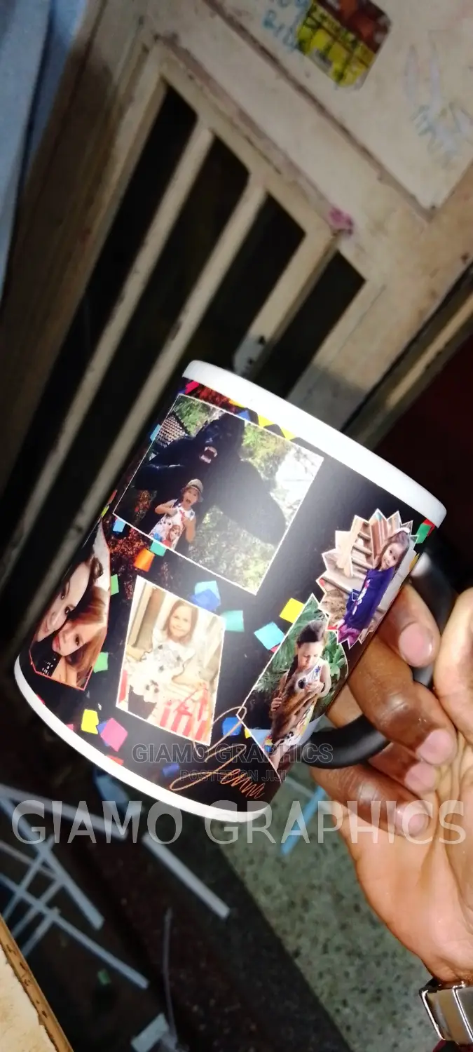 Customized Colour Changing Cup (Mugs)