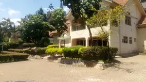 5bdrm Duplex in Kololo Property, Central Division for Rent