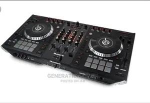 Numark NS7 2- Dj Controller