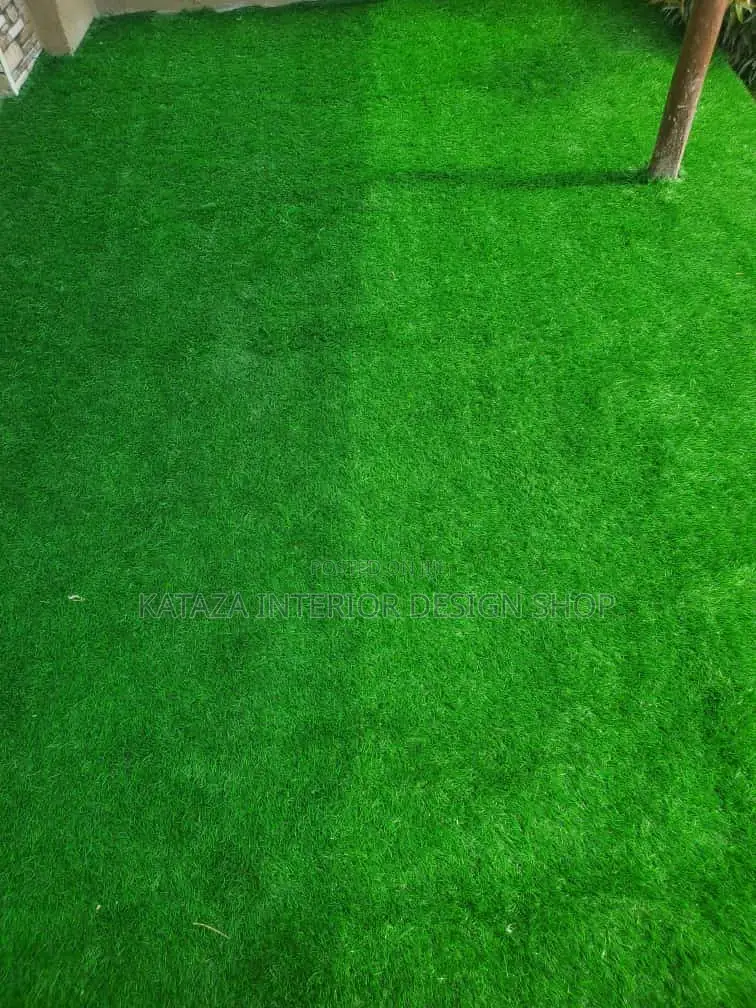 Grass Carpet/Artificial Turf Grass Carpet/Synthetic Turf
