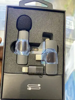 Q8 Wireless Microphone