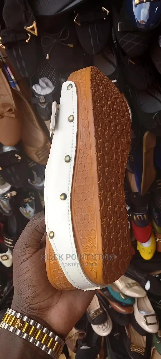 Ladies Wedge Open Shoes