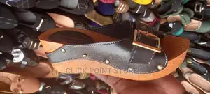 Ladies Wedge Open Shoes
