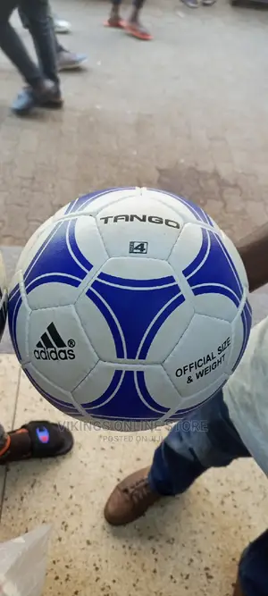 Tango Adidas Size 4 Soccer / Football