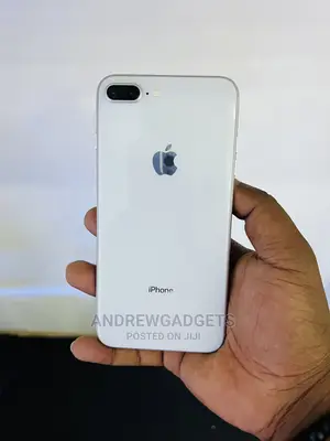 Apple iPhone 8 Plus 64 GB White