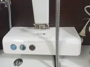 BT Blitz  Shower Panel