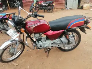 Bajaj Pulsar NS 160 2019 Red