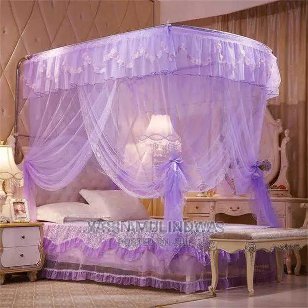 Adjustable Mosquito Net With 2 Stands