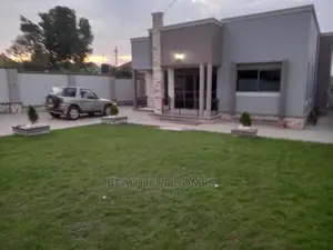 Furnished 4bdrm House in Kira for Sale