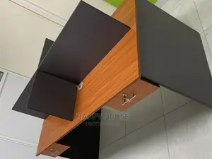Office Workstation (4 Seater Office Table)
