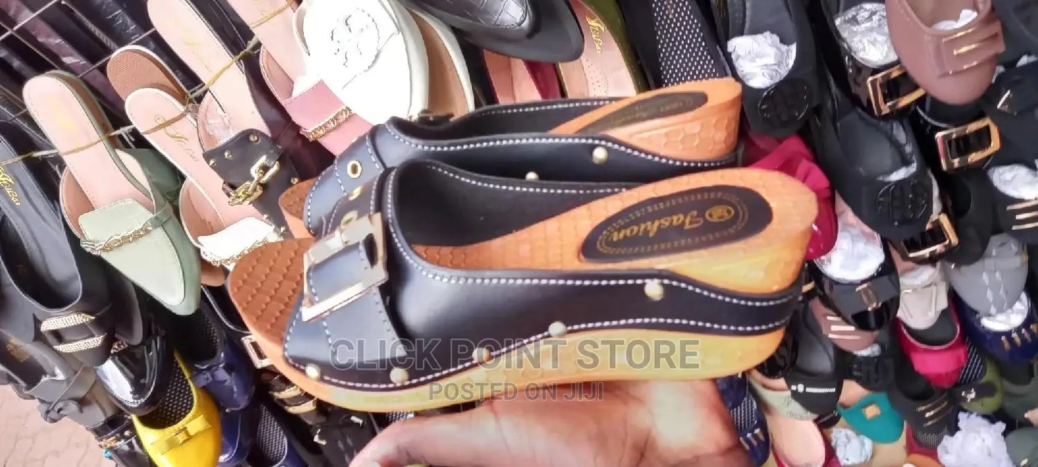 Ladies Wedge Open Shoes