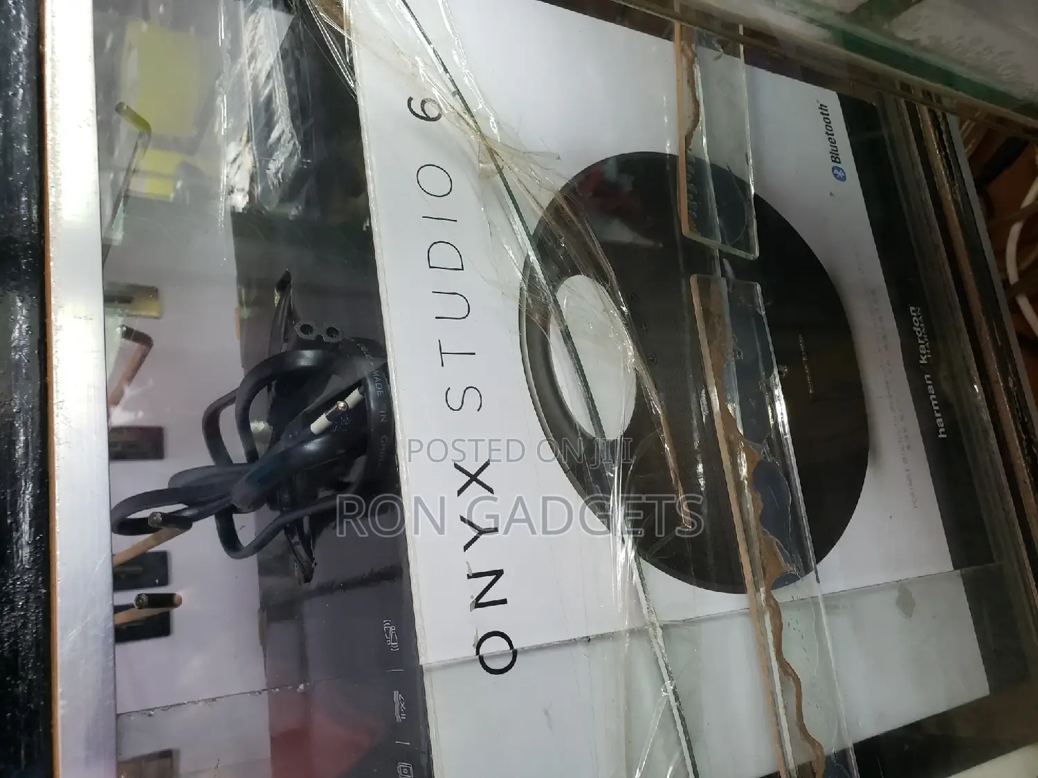 ONYX Studio 6