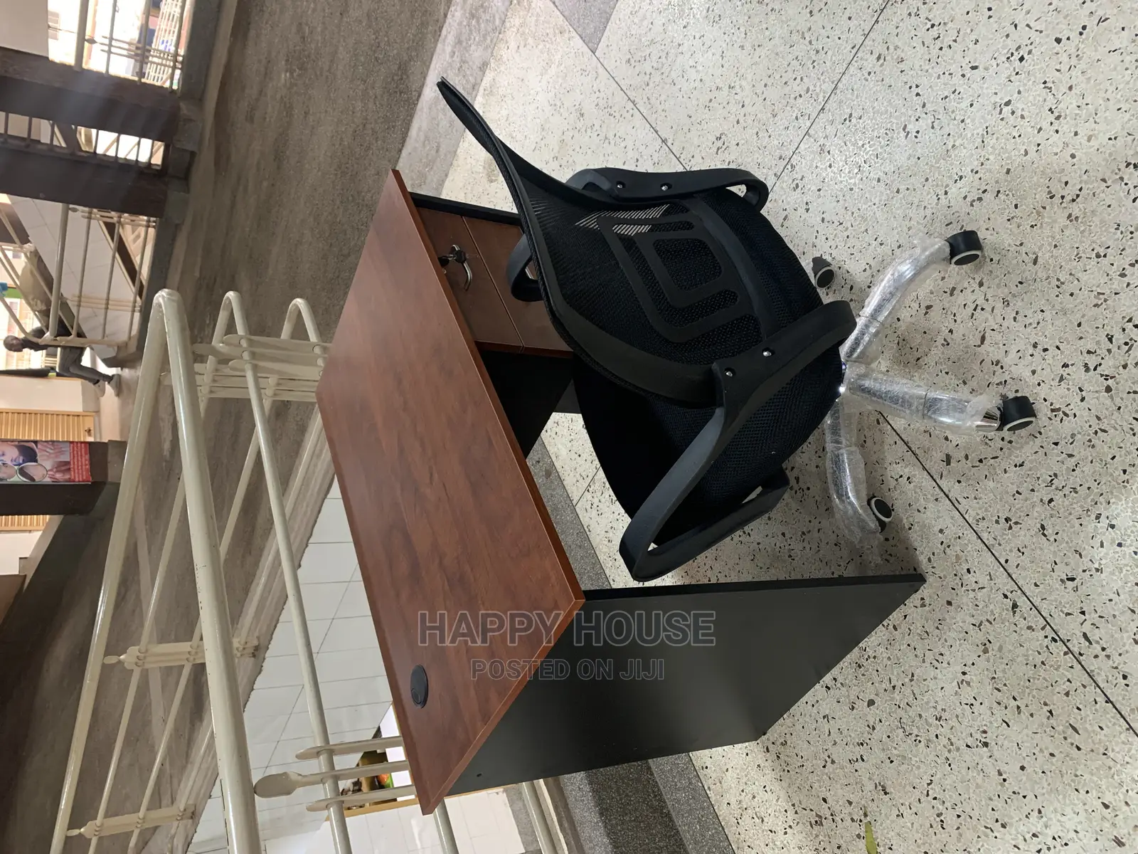 Office Table (1mtr) and Office Chair