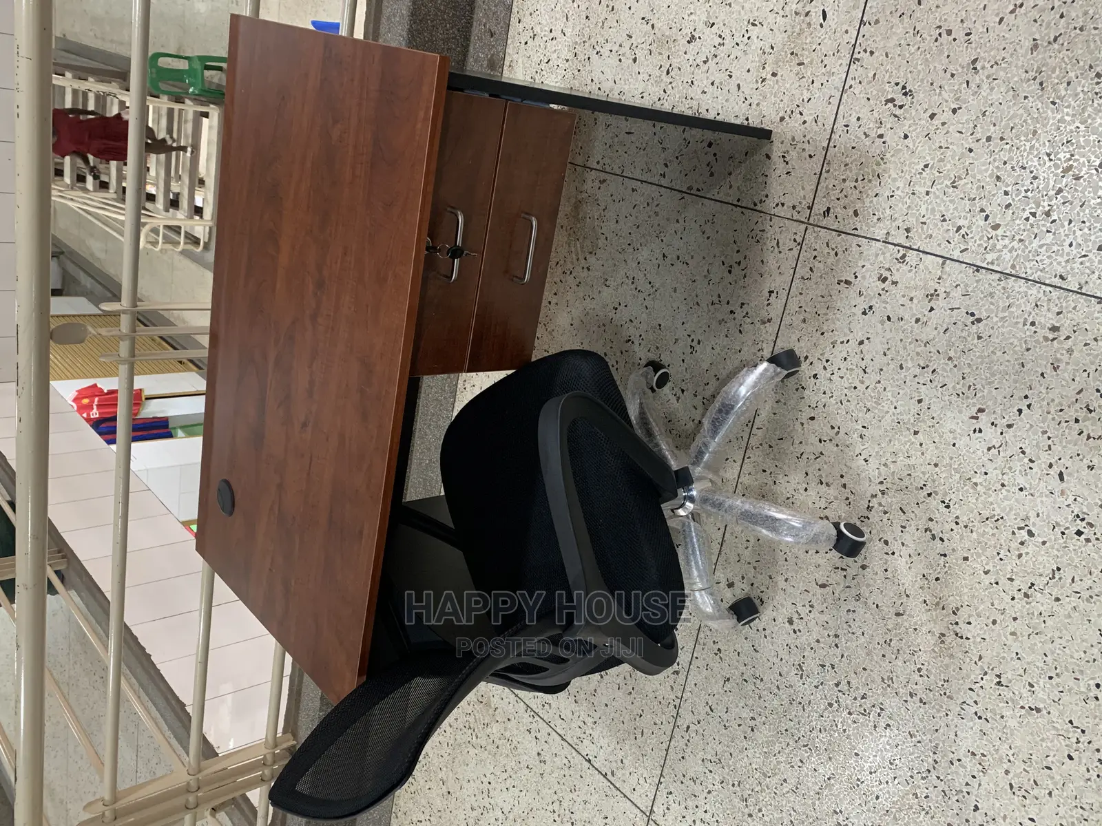 Office Table (1mtr) and Office Chair