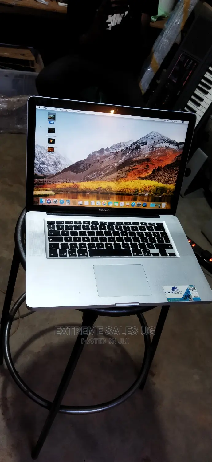 Laptop Apple MacBook Pro 2010 4GB Intel Core I7 HDD 320GB