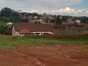 Kisaasi Komamboga Plots Near the Main Road Up for Sell