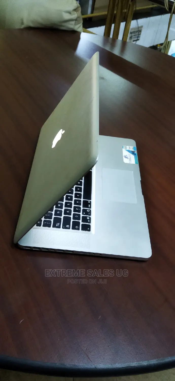 Laptop Apple MacBook Pro 2010 4GB Intel Core I7 HDD 320GB