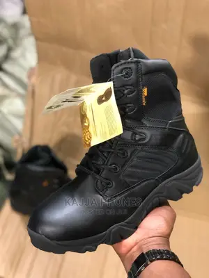 Delta Boots Black