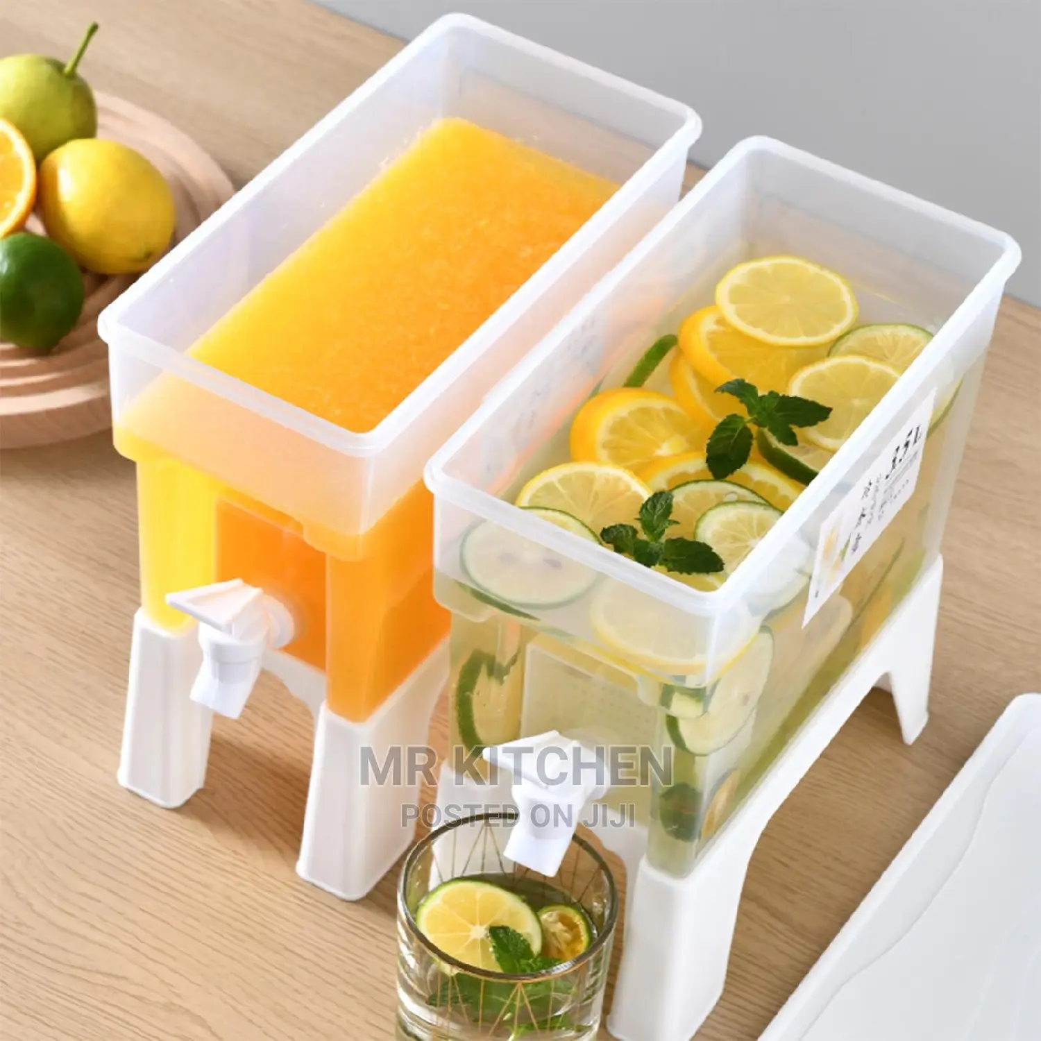Juice Dispenser (With a Stand)