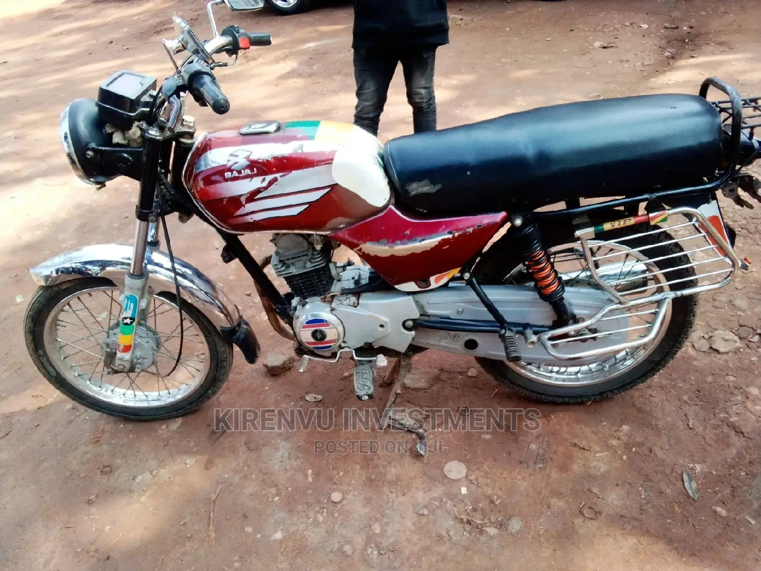 Bajaj Boxer 2011 Red