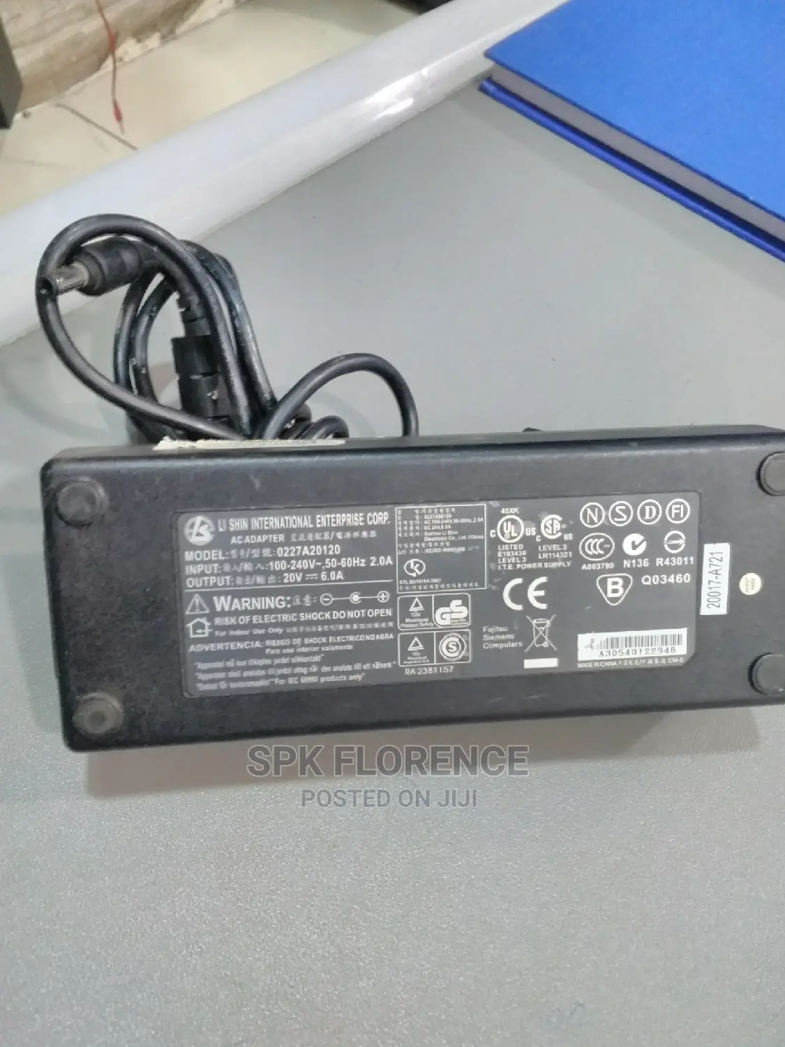 Li Shin International Enterprise Corp. AC Adapter. 20 V
