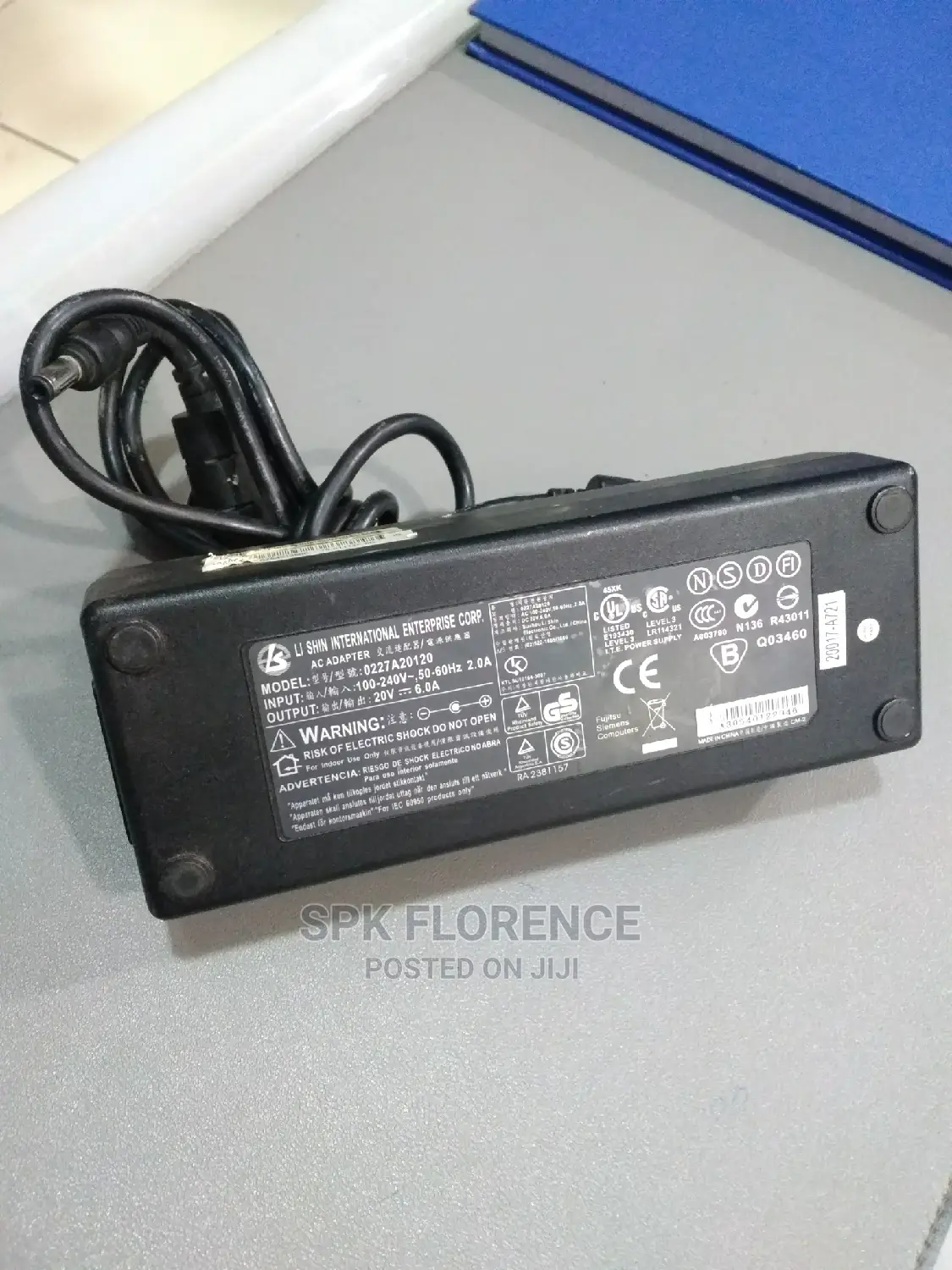 Li Shin International Enterprise Corp. AC Adapter. 20 V
