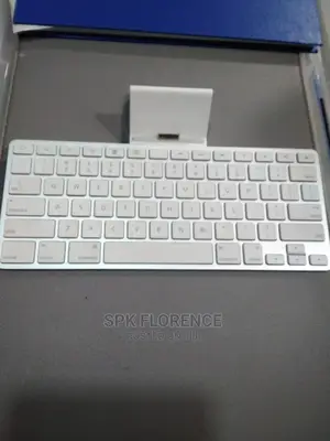Apple Keyboard
