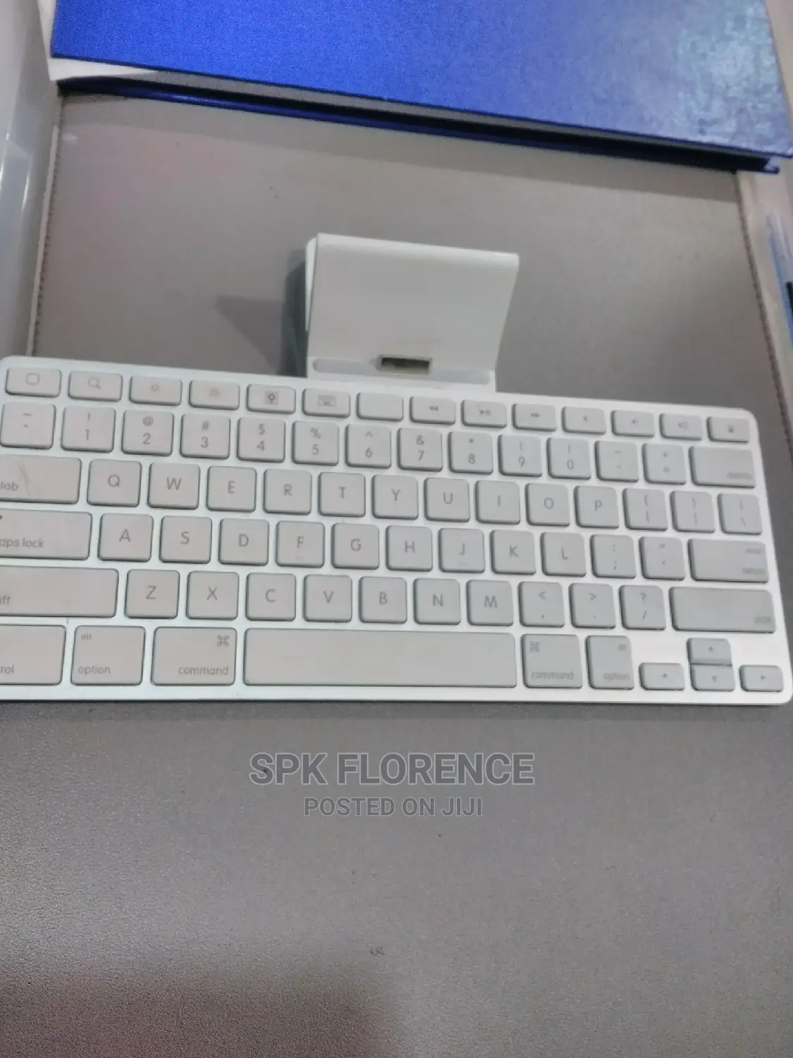 Apple Keyboard