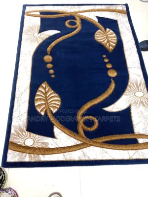 Center Carpets