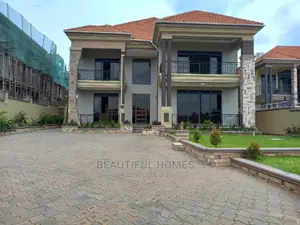 Furnished 6bdrm Mansion in Kisaasi Tarmacked, Central Division