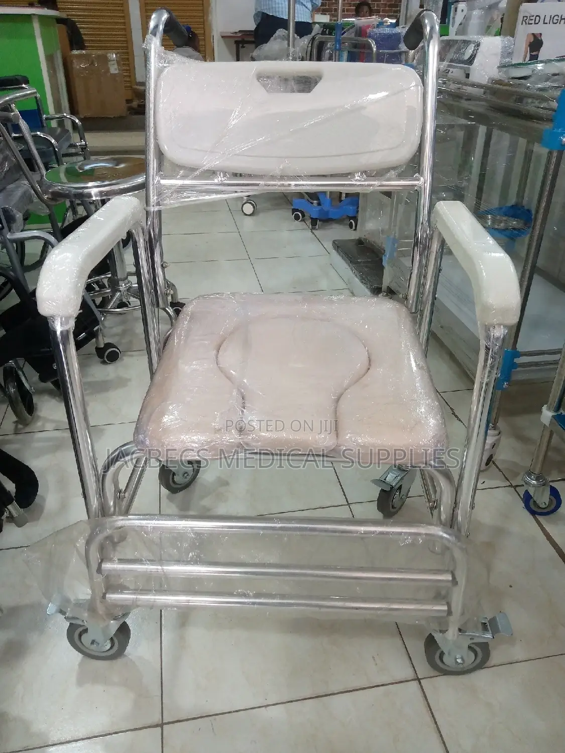 Wheelchair With Pot