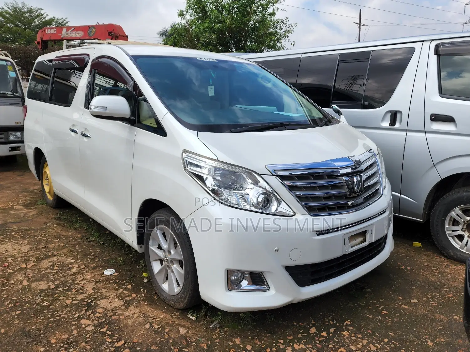 Toyota Alphard 2014 White