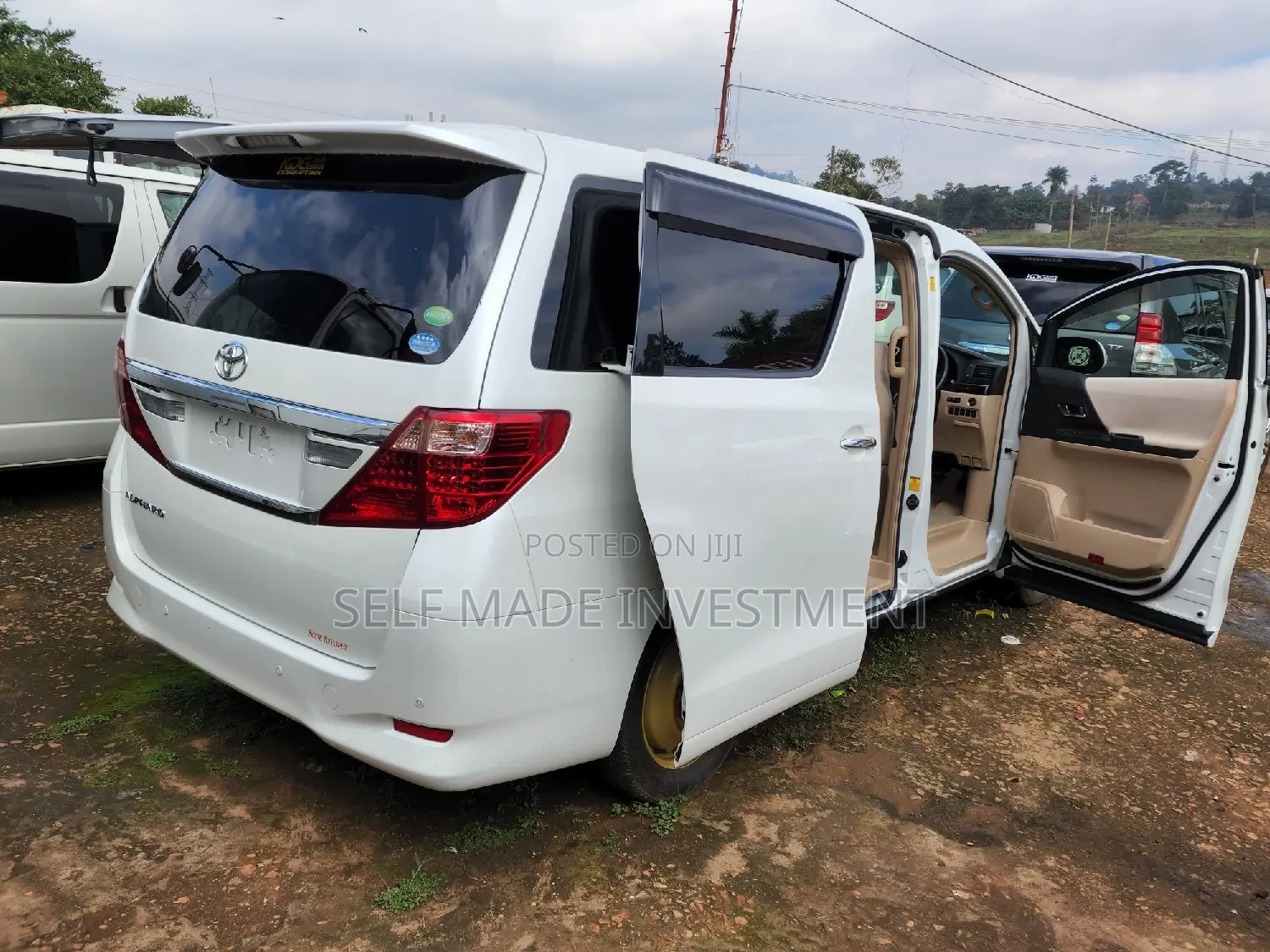 Toyota Alphard 2014 White