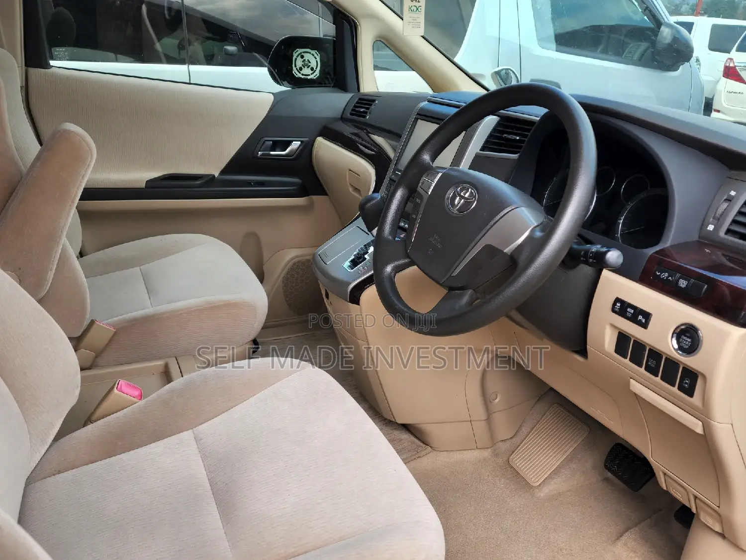 Toyota Alphard 2014 White