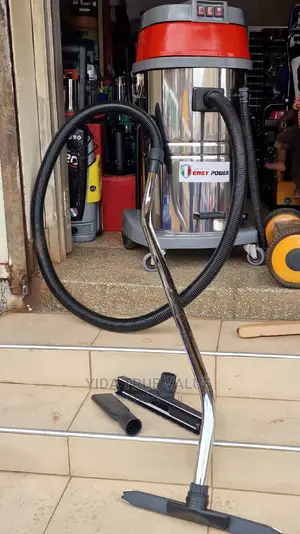 Vaccum Cleaner 100litres Dry and Wet