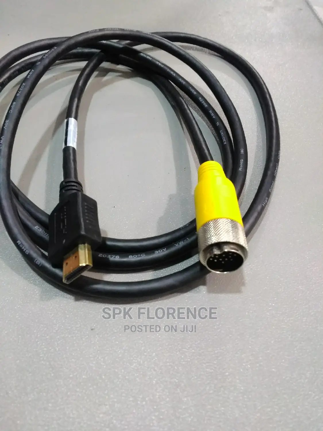 Easy Pull Tgpe-C Connecter to HDMI
