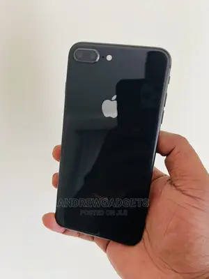 Apple iPhone 8 Plus 64 GB Black